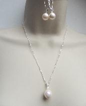 Freshwater Pearls with Pure Class Silver Set